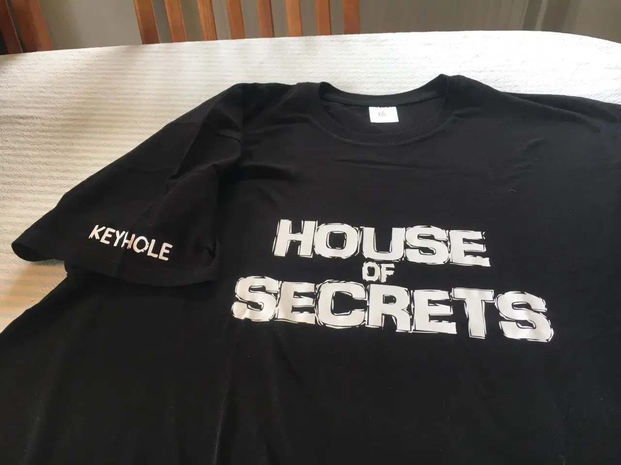 Billede 2 - T-shirts fra det danske rockband House of Secrets