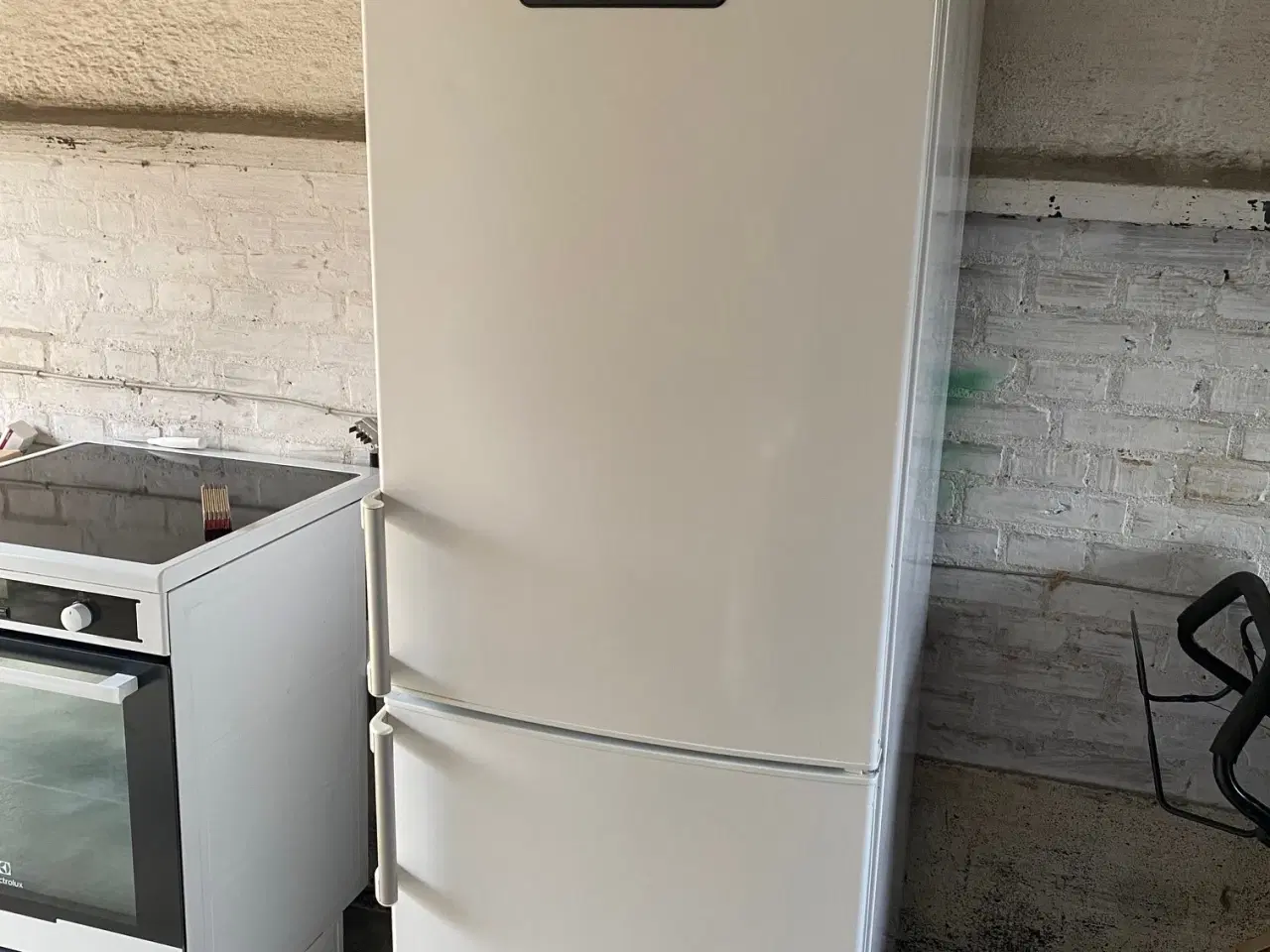 Billede 1 - Pænt køle-fryseskab med masser af plads.