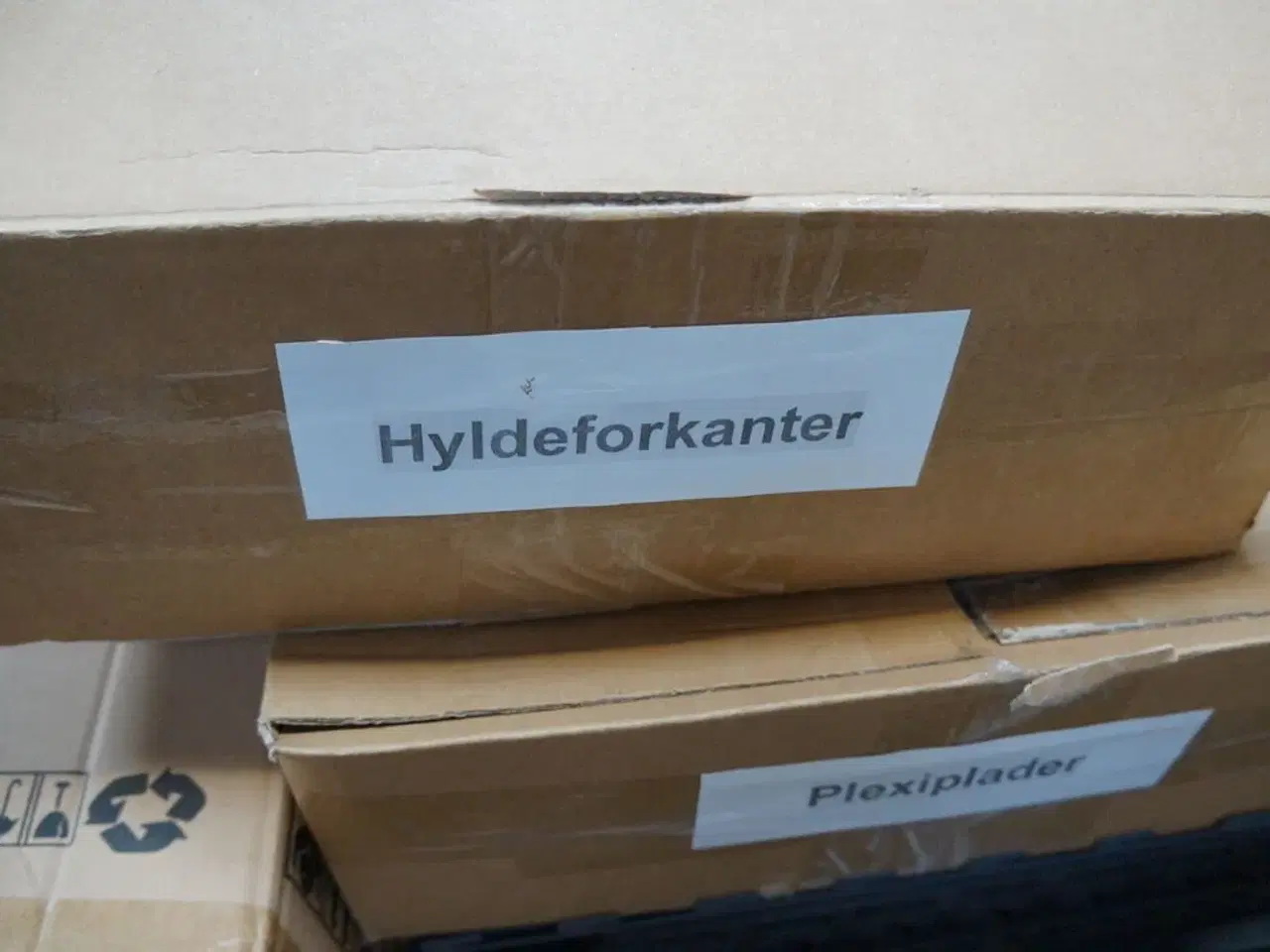 Billede 3 - Palle med hyldeforkanter