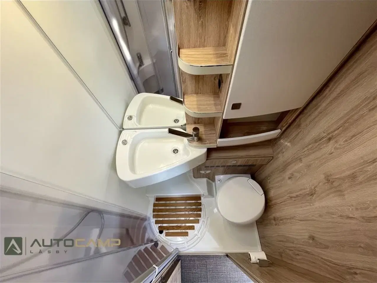 Billede 11 - 2022 - Euramobil Profila T676 EB "Premium Plus"