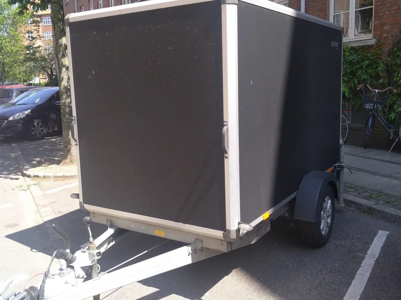 Billede 6 - Variant lukket trailer med rampe.