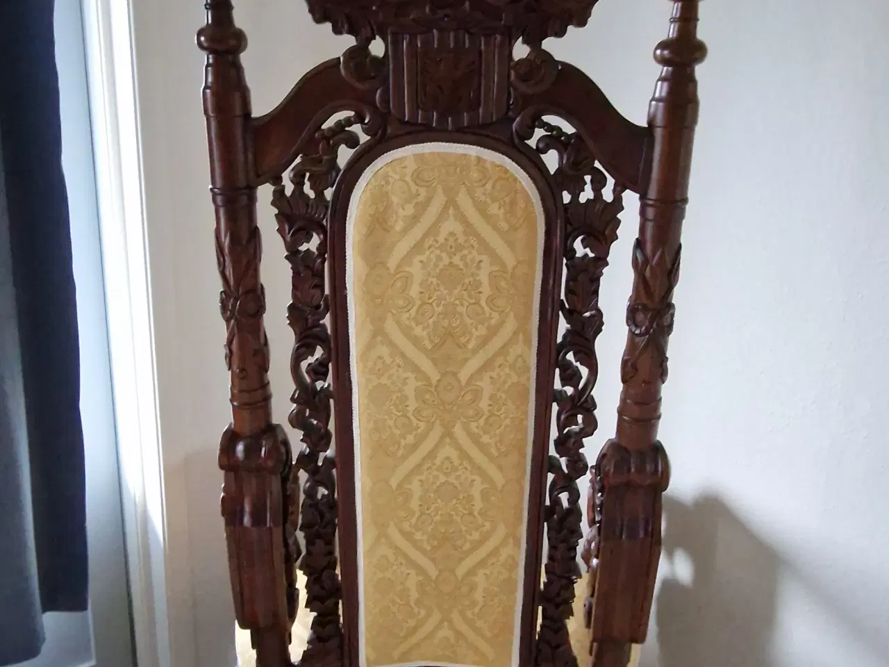 Billede 9 - En flot special stol til salg