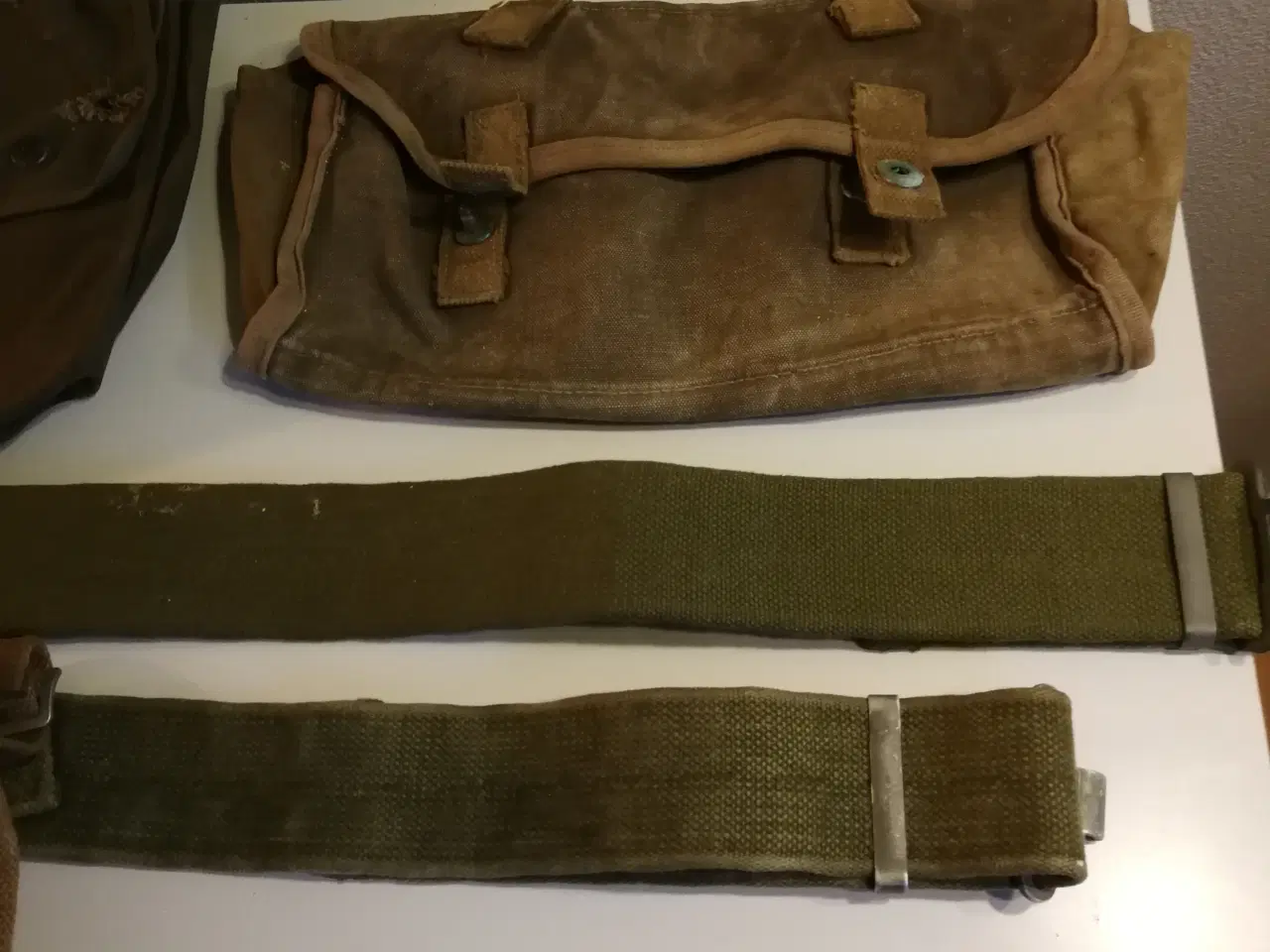 Billede 2 - Militære bælter og tasker