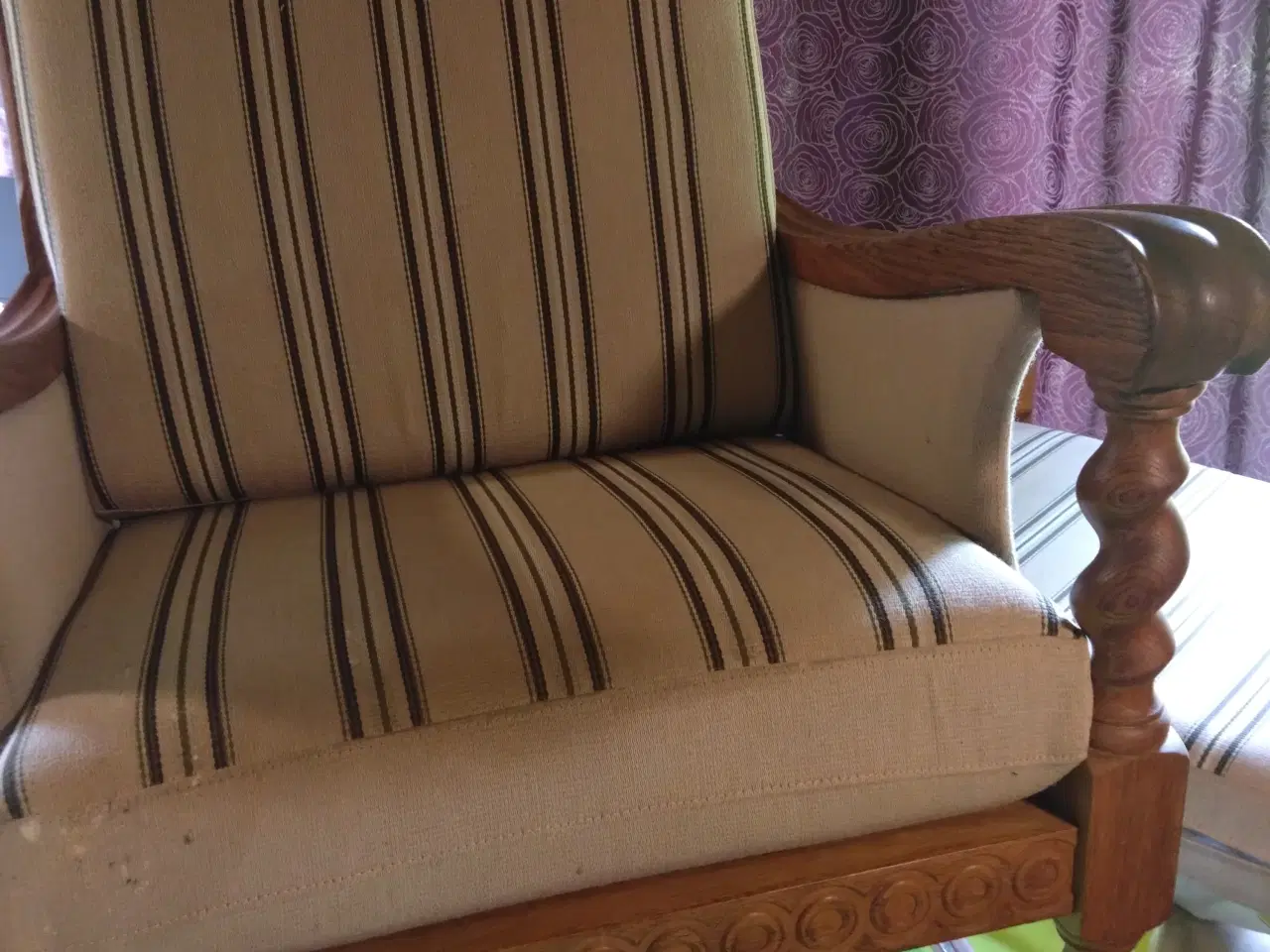 Billede 2 -  3 seter sofa og 3 stoler