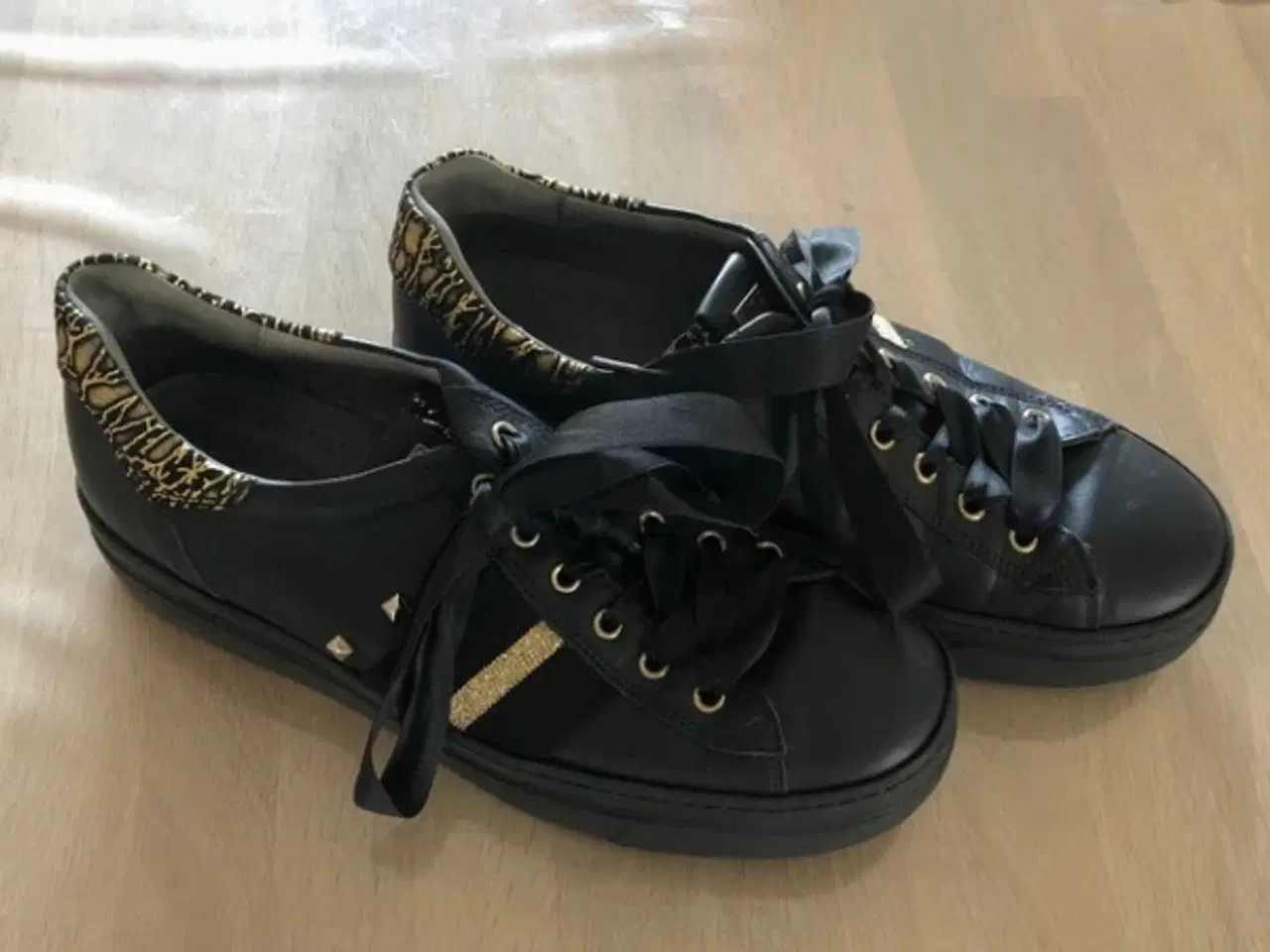 Billede 1 - Sneakers fra Nero Giardini, str. 37.