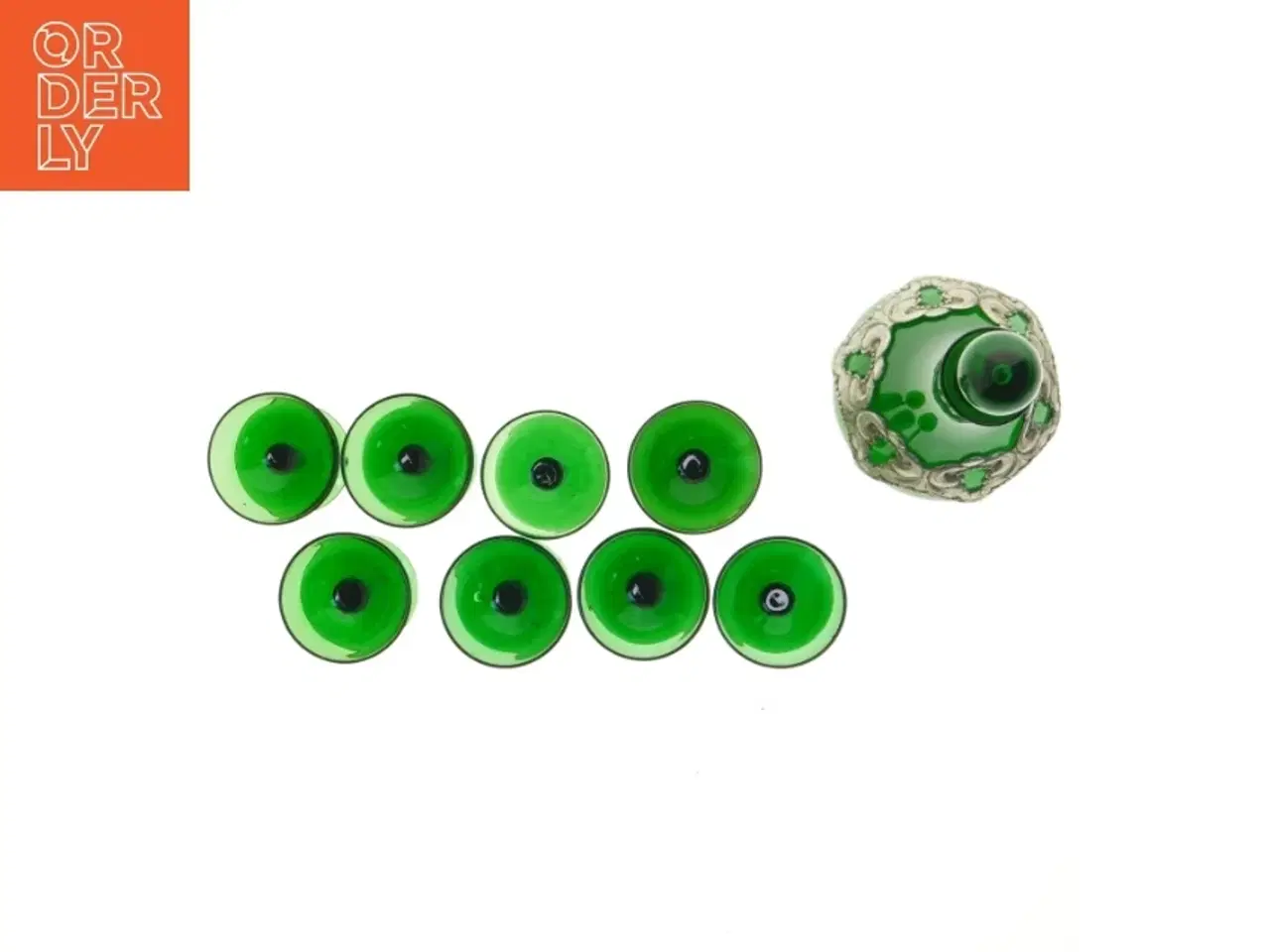 Billede 2 - Antikt Grønt glaskaraffelsæt med 8 kopper (str. 8 kopper. ø. 6 cm. længde. 8 cm. kanne. 28 cm)