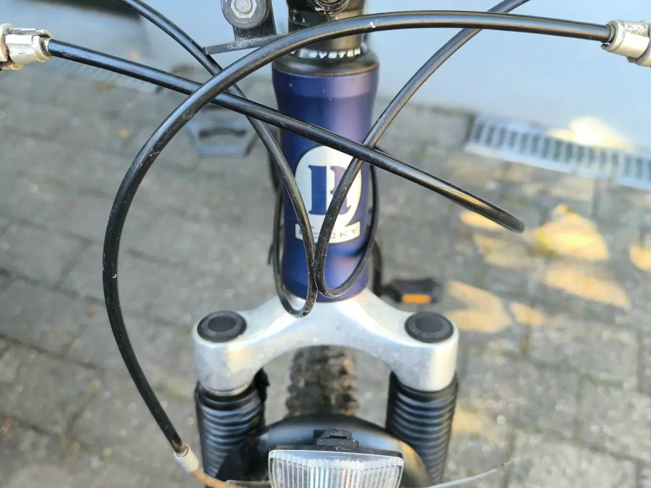 Billede 7 - Blå Rocky børne mountainbike med 26" hjul