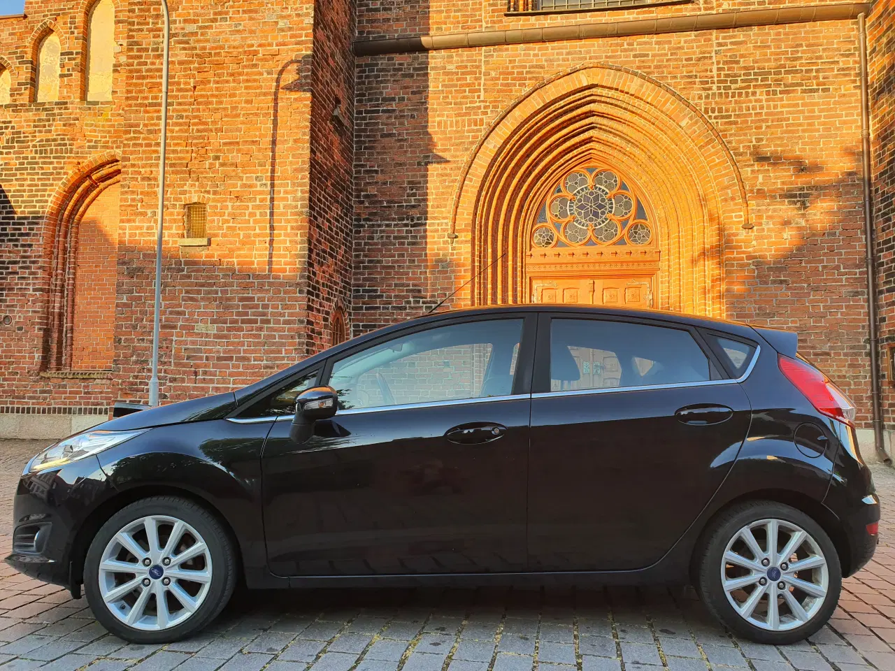 Billede 4 - Flot Ford Fiesta 1,0 SCTi Titanium