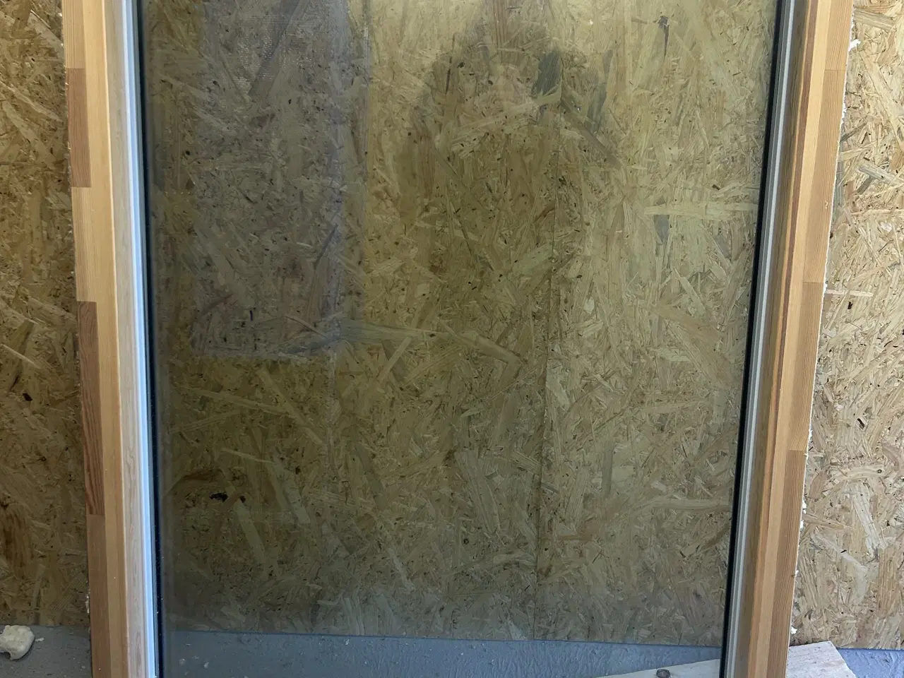 Billede 2 - Træ/Alu vindue 90x120