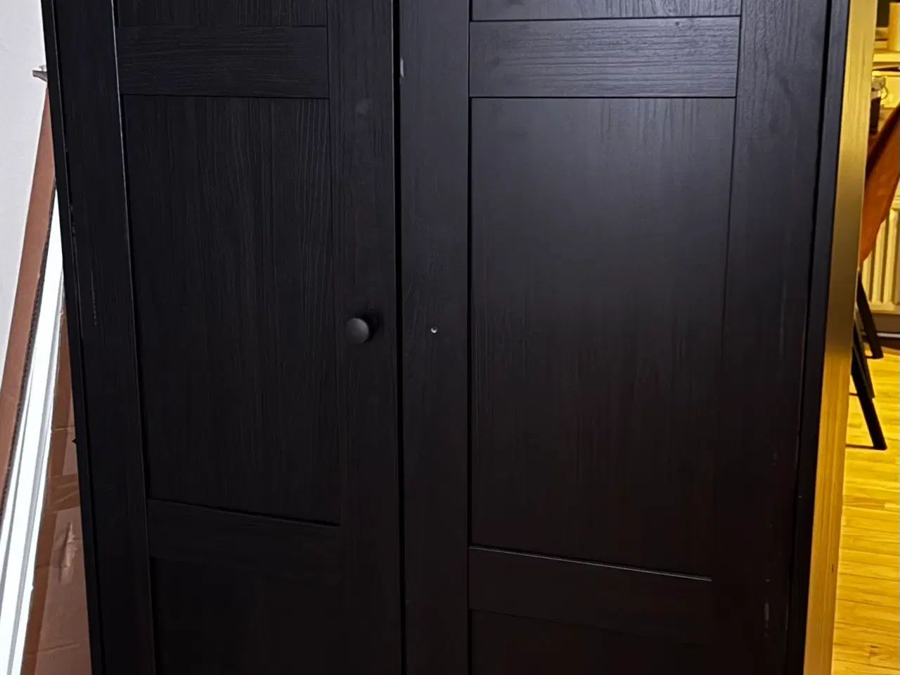 Billede 1 - Ikea skab 