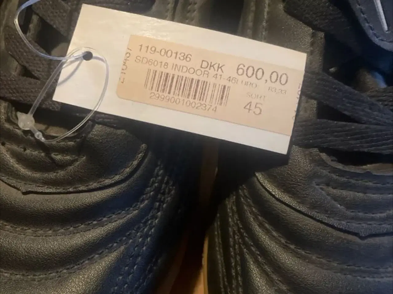 Billede 2 - Lækre indørs sko. Aldrig brugt