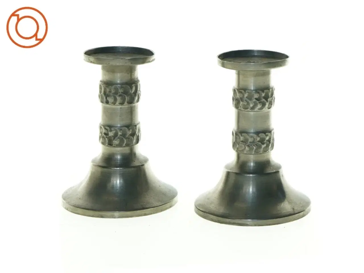 Billede 1 - Sølvfarvede lysestager (str. 11 x 8 cm)