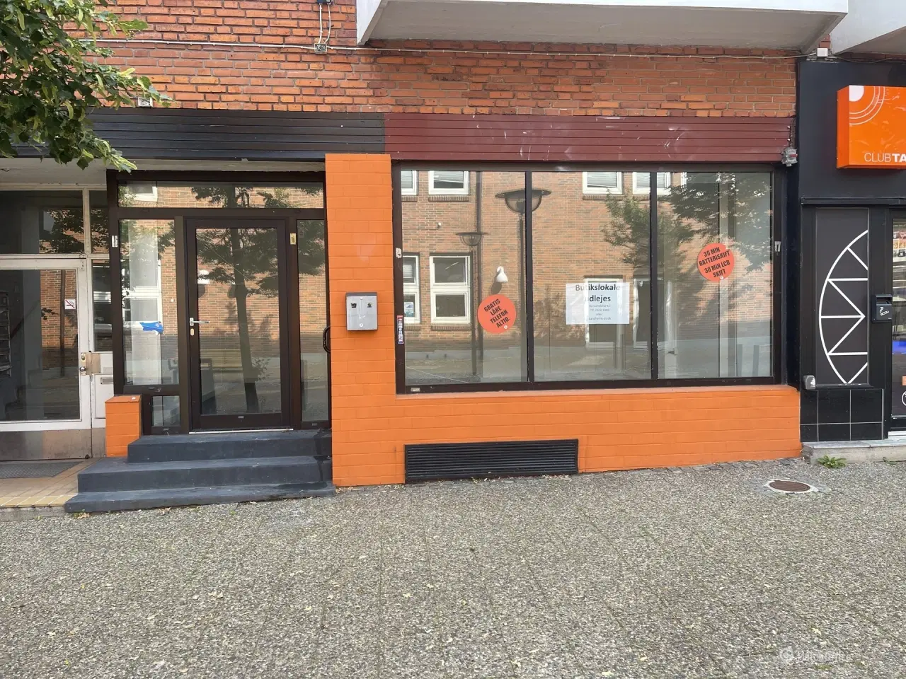 Billede 5 - CENTRALT OG GODT BELIGGENDE BUTIKSLOKALER UDLEJES