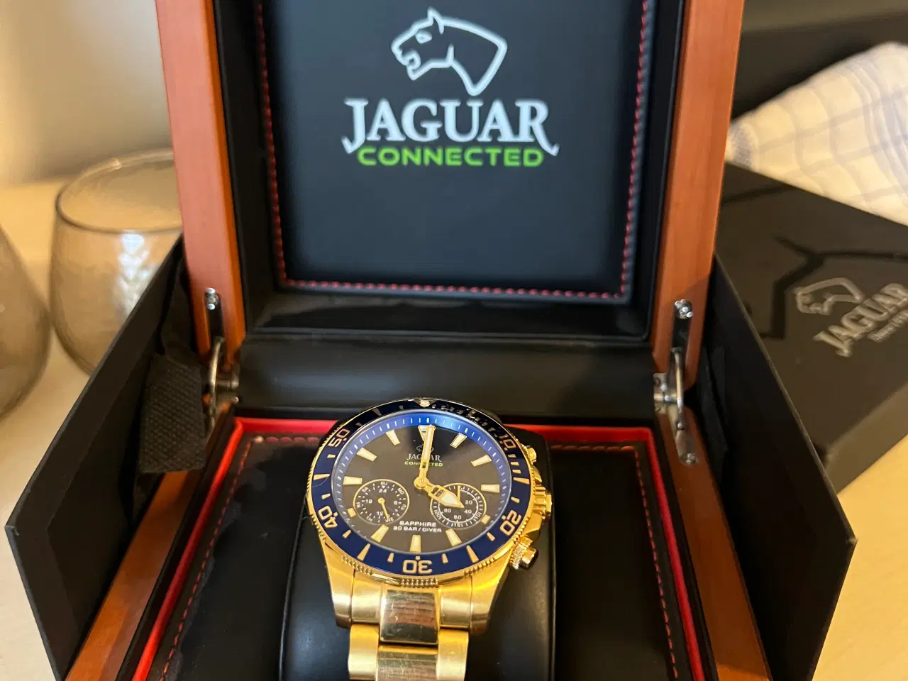 Billede 1 - Jaguar Hybrid Connected Diver J899/2