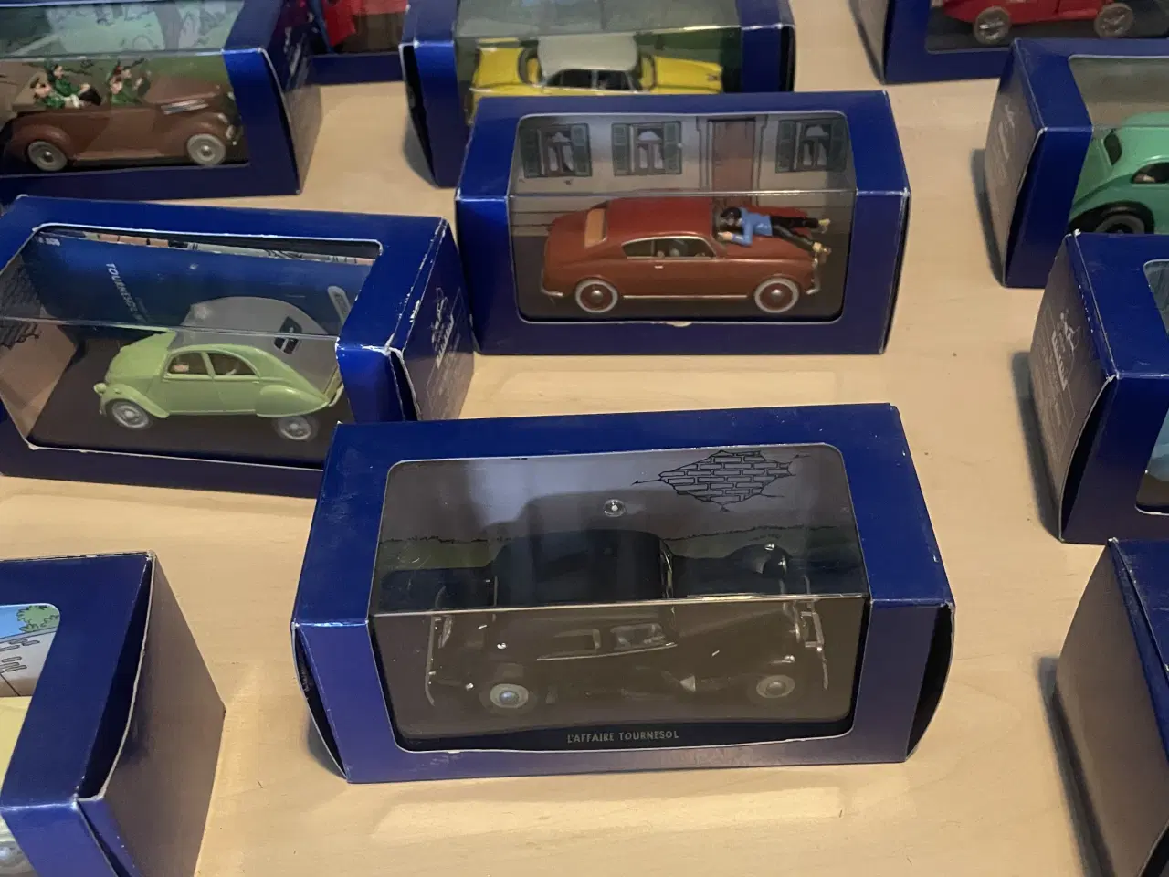 Billede 5 - Tin,Tin og VOLVO model biler