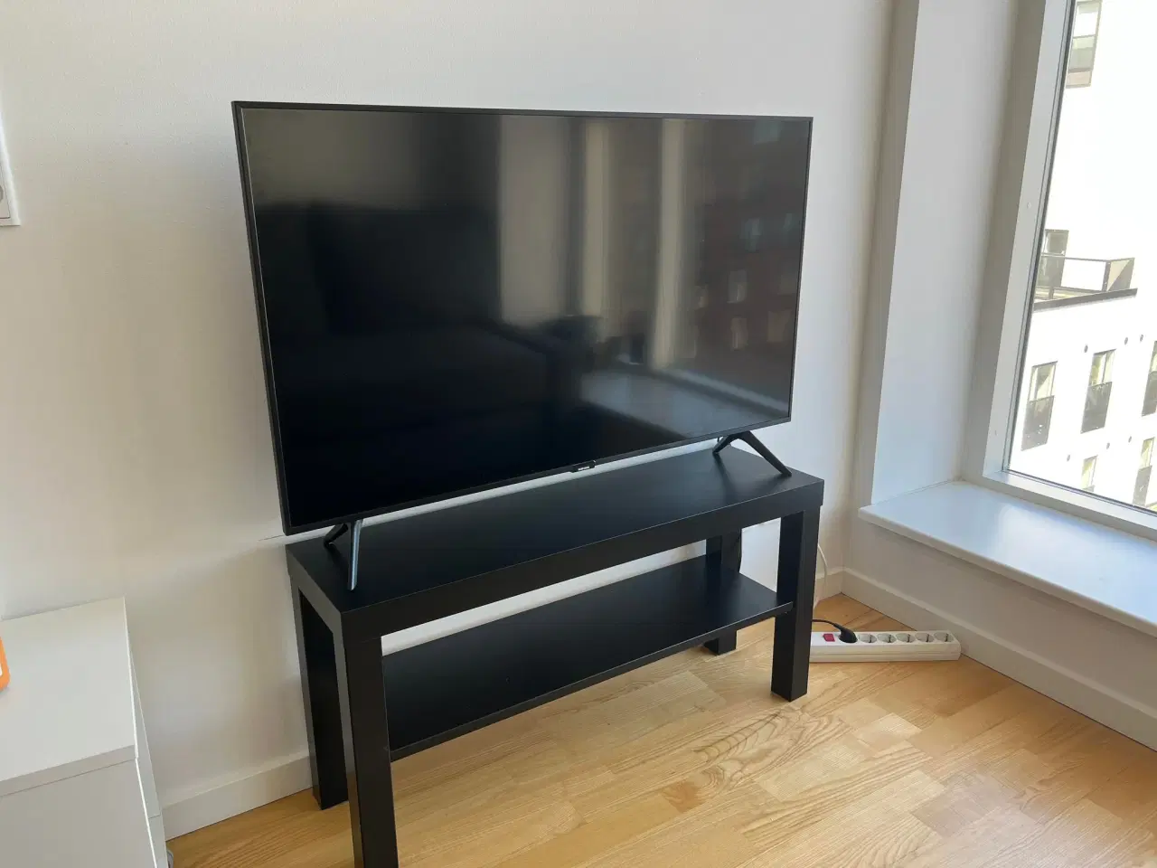 Billede 1 - LACK TV-bord fra IKEA sælges