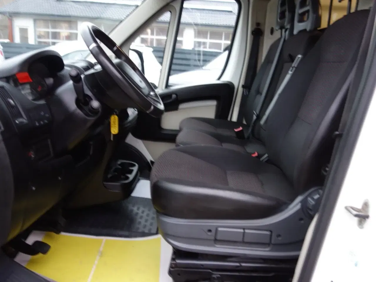 Billede 4 - Peugeot Boxer 333 2,0 BlueHDi 130 L2H2 Premium