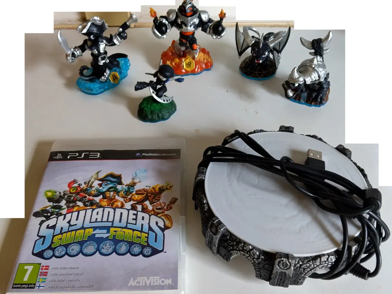 Billede 1 - Skylanders swap Force Dark start sæt til Ps3