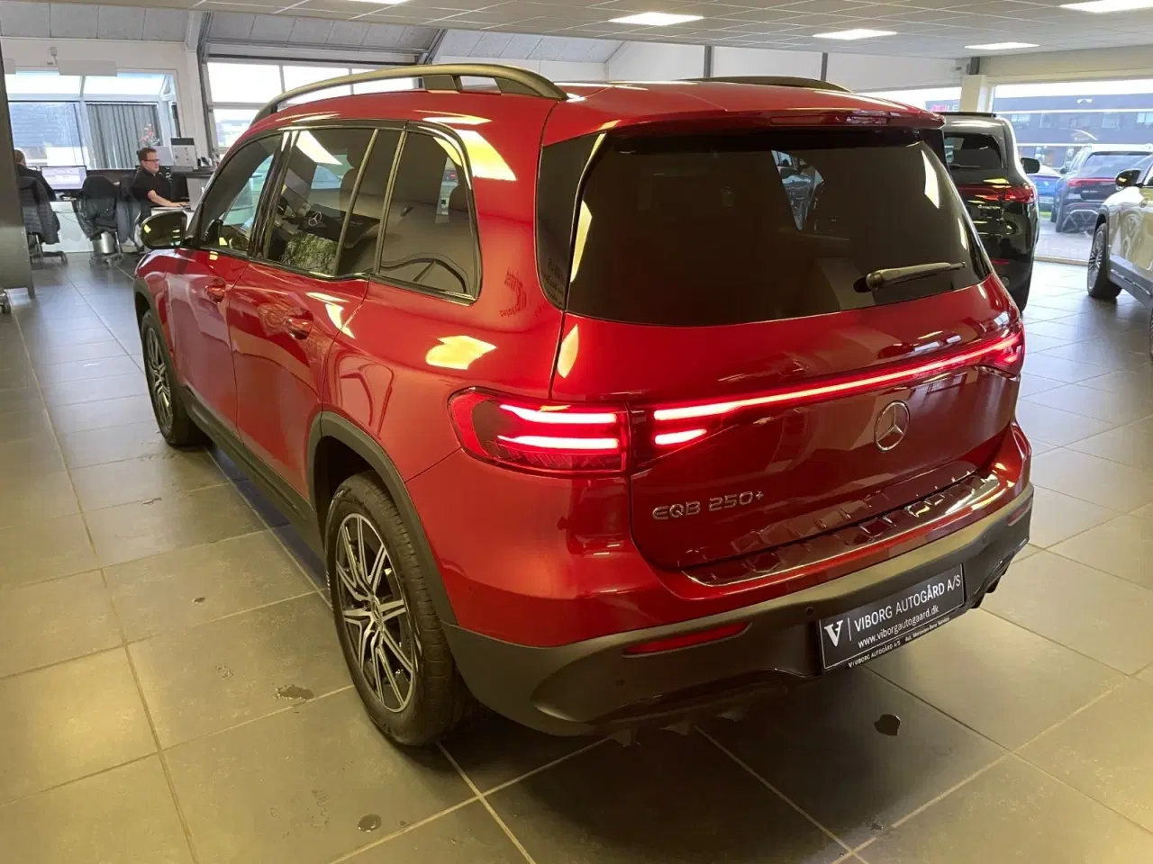 Billede 3 - Mercedes EQB250+ AMG Line 7prs