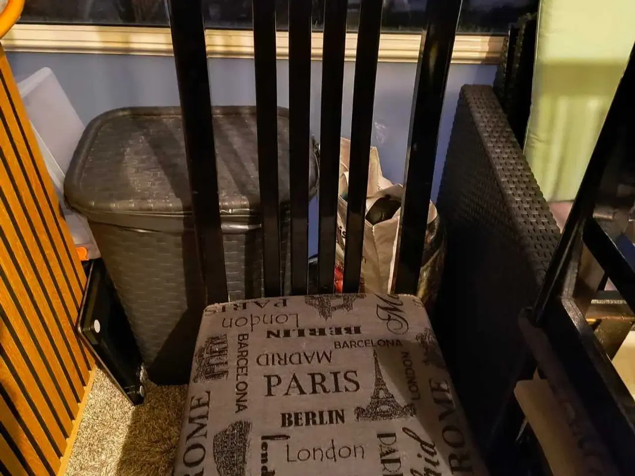 Billede 2 - Gratis spisestole