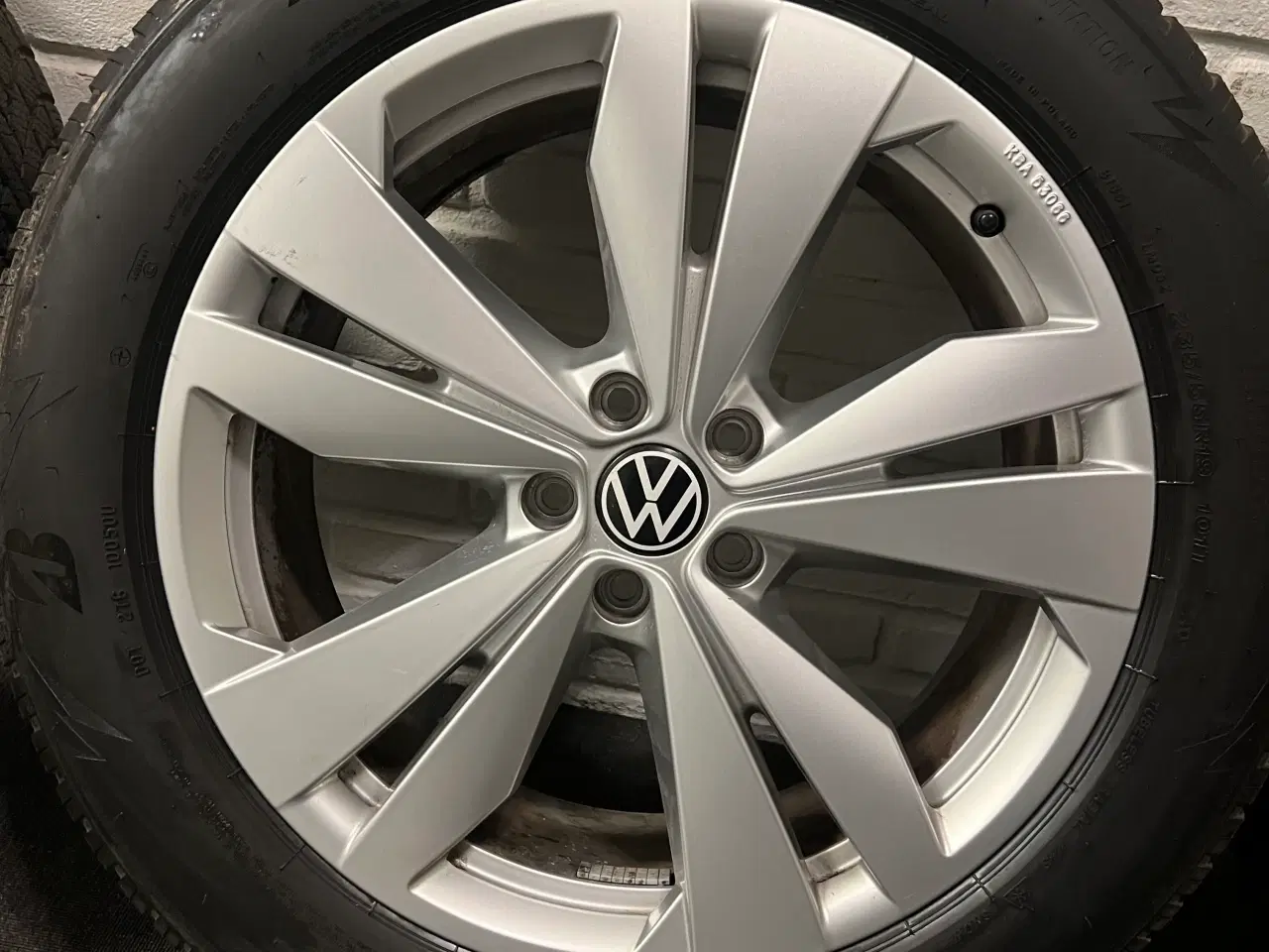 Billede 4 - Originale ID4,ID5 fælge med vinterdæk