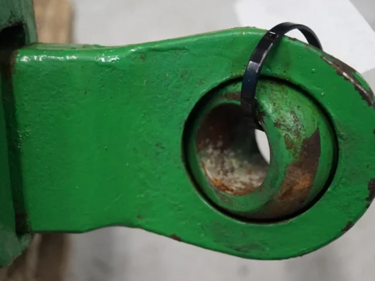 Billede 4 - John Deere 4040 R.H. Liftarm AR80666