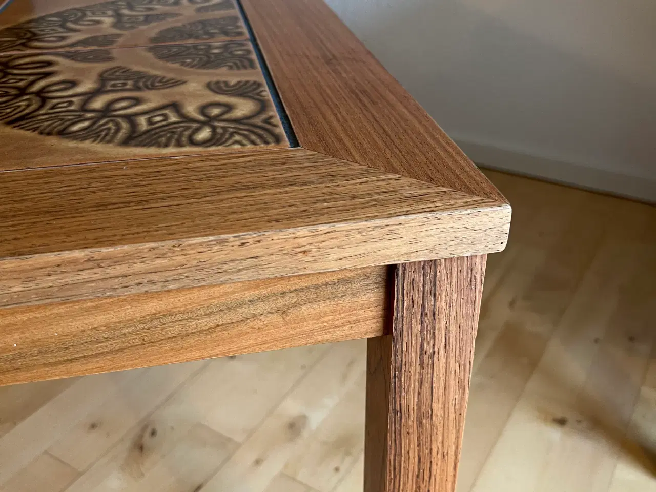 Billede 4 - Palisander sofabord med kakler. 