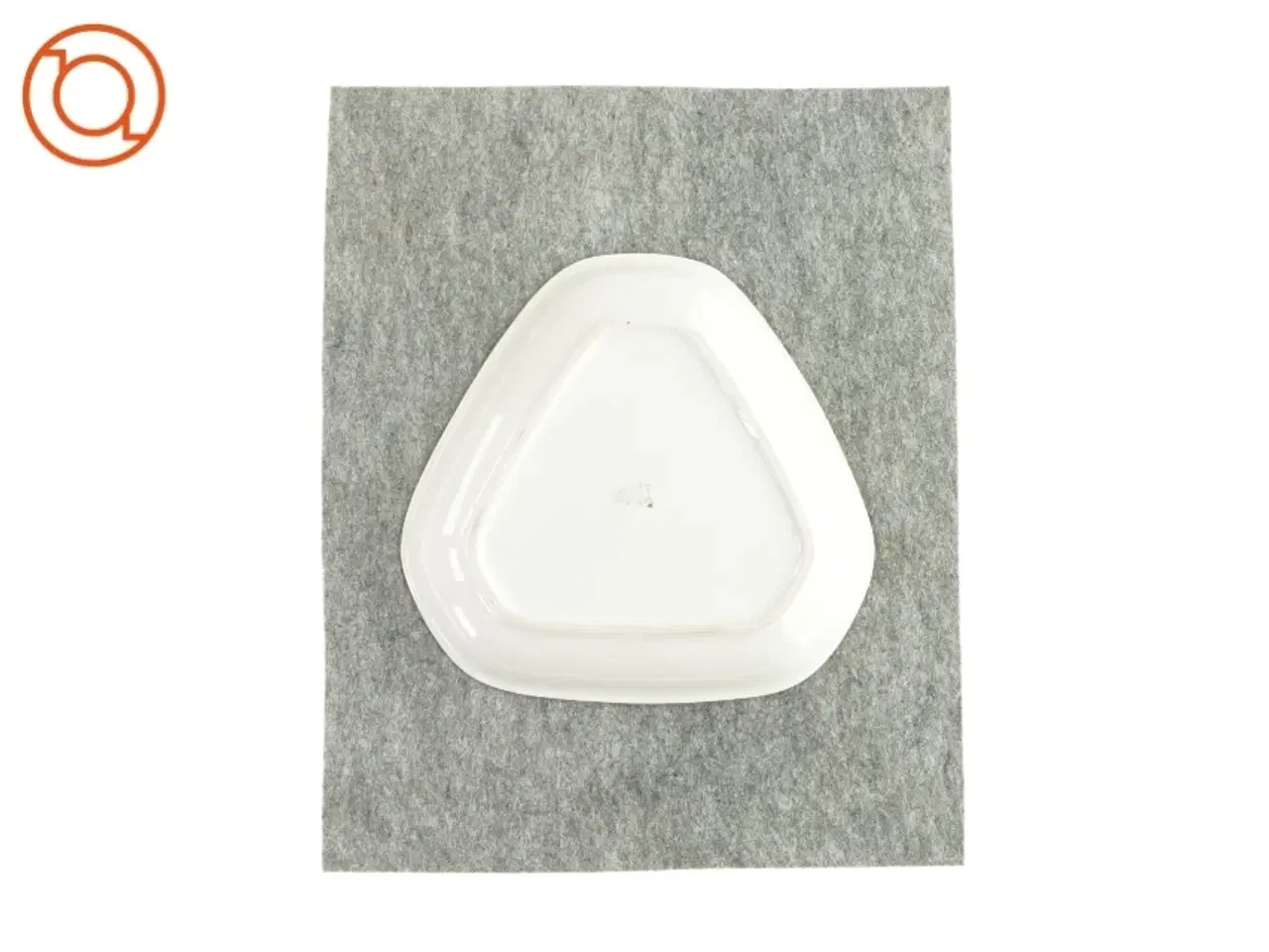 Billede 3 - Trekantet fad fra Bing og Grøndahl