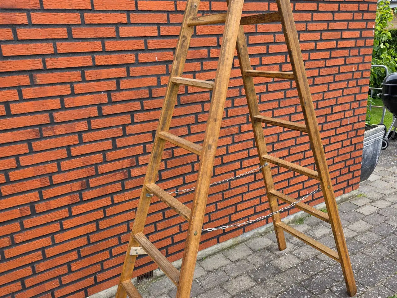 Billede 2 - Silkeborg Wienerstige massiv Ergo