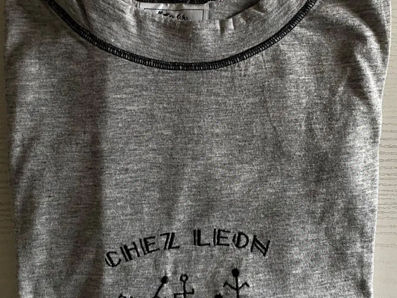 Billede 1 - T-shirt, Chez Leon