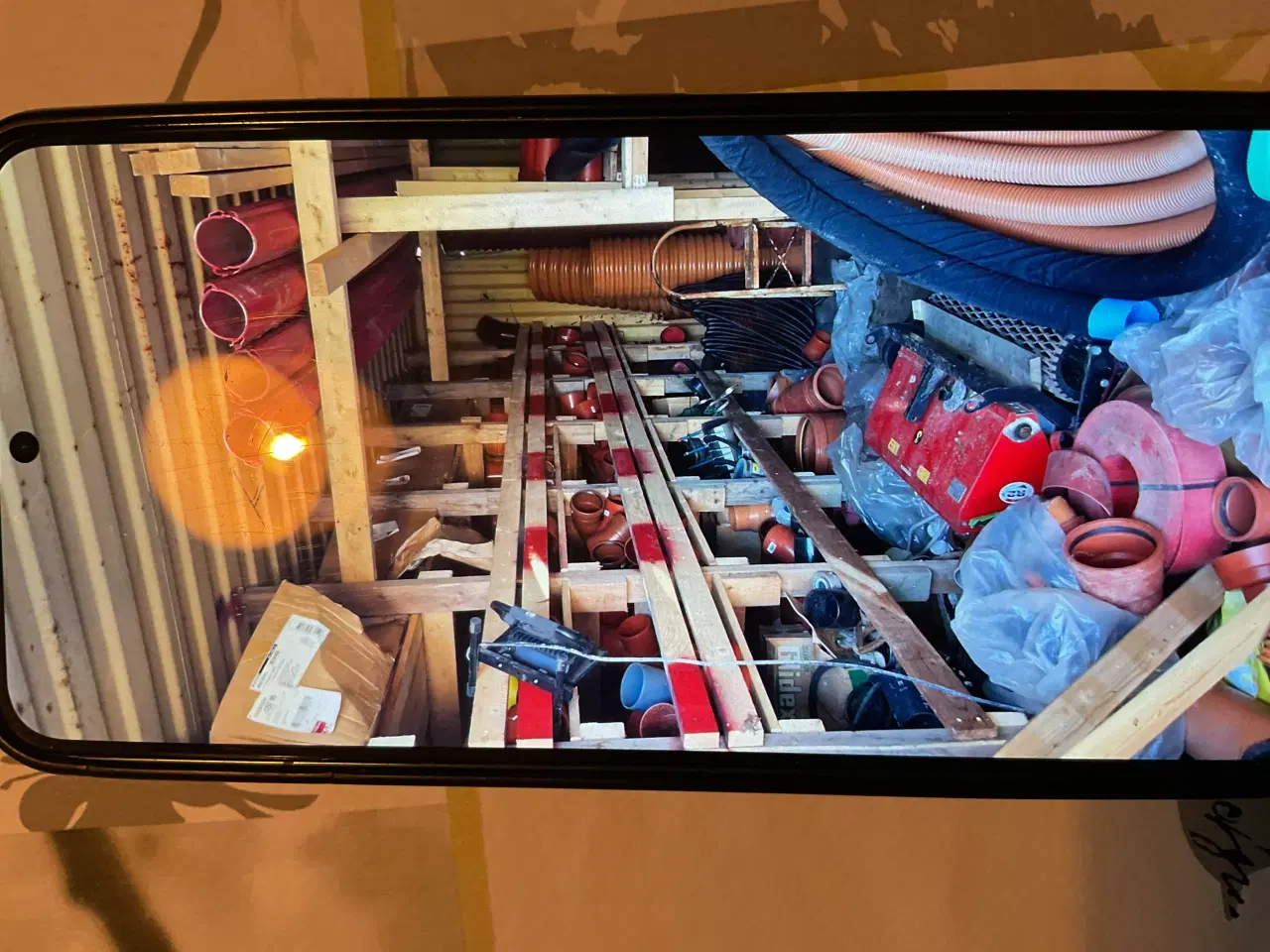 Billede 2 - Container inklusiv kloak materialer