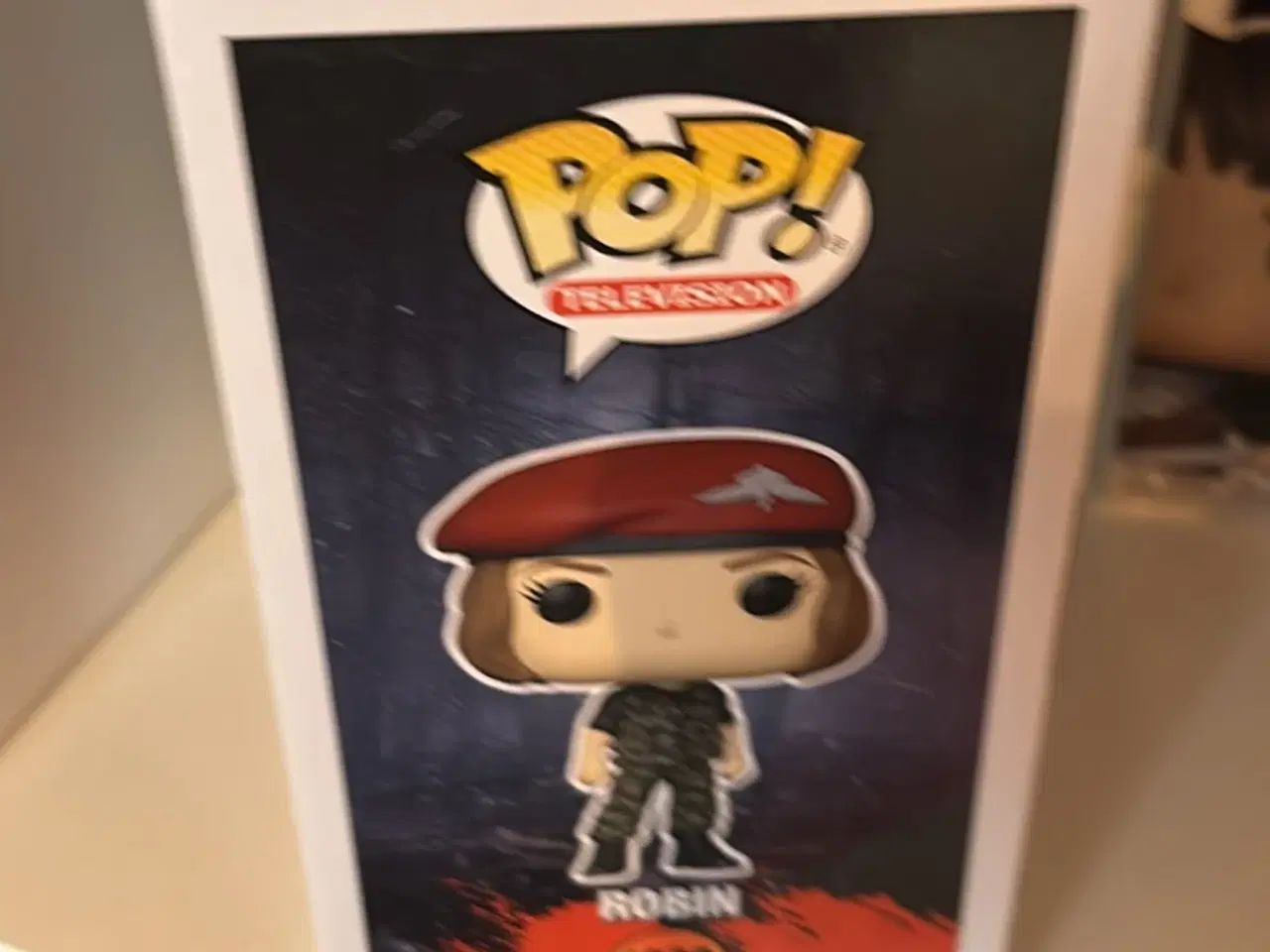 Billede 4 - Stranger things Funko pop (robin)