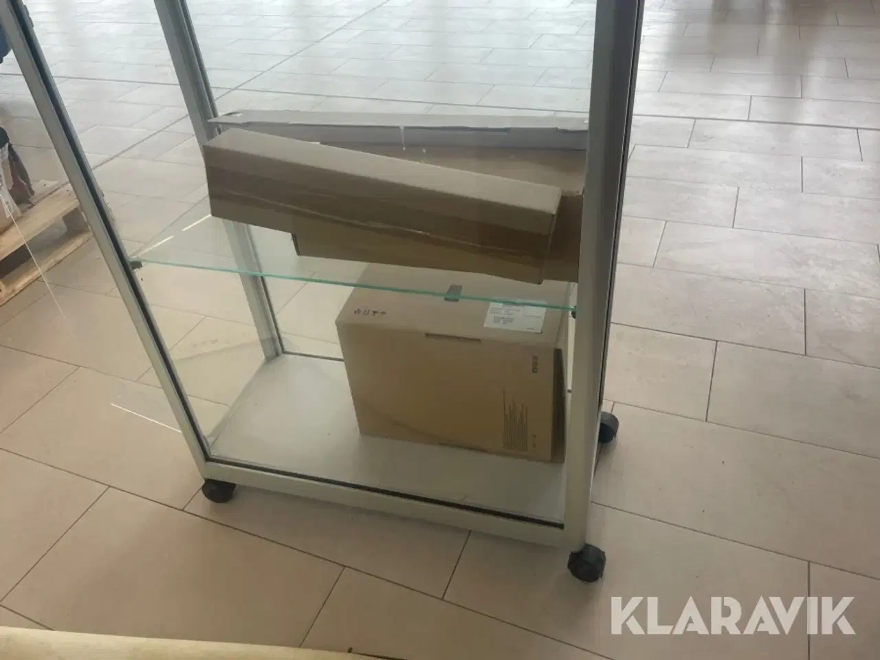 Billede 5 - Glas skab