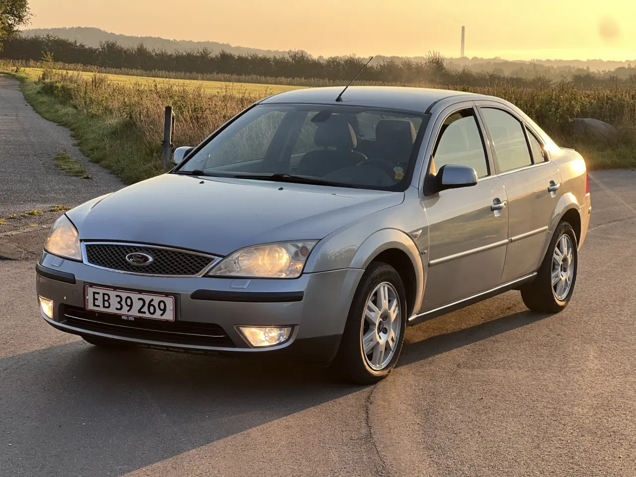 Billede 1 - Ford Mondeo 2,5  V6 170 Ghia 