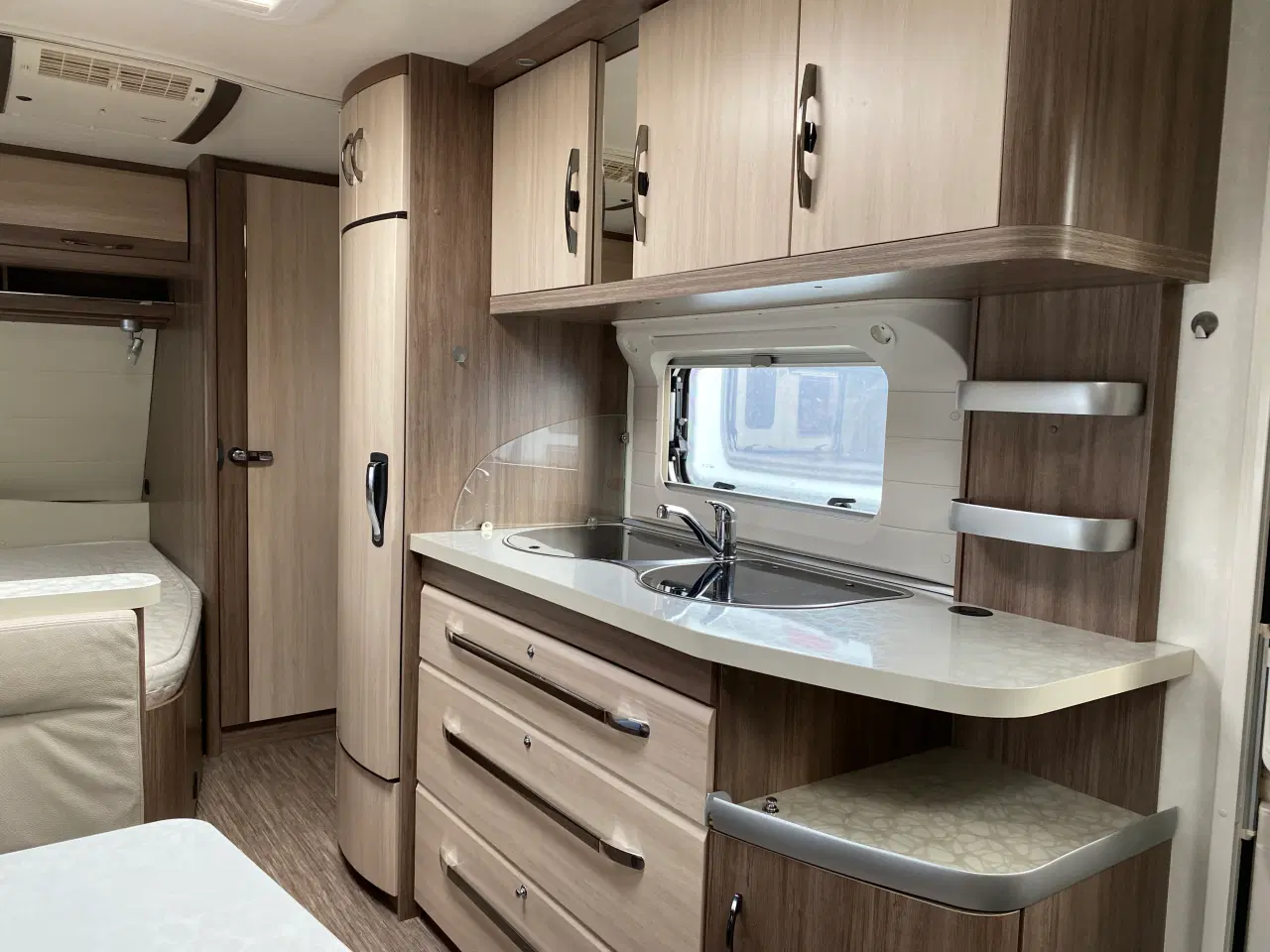 Billede 8 - Hobby 540 KMFE 3 KØJER.