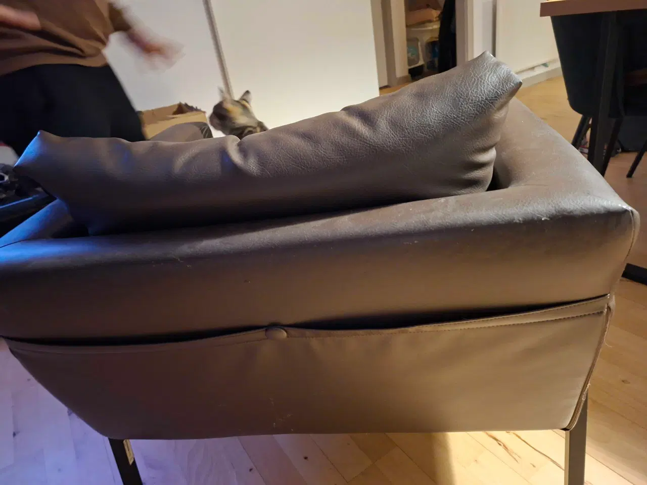 Billede 4 - Sofastol sælges - Bud modtages. 