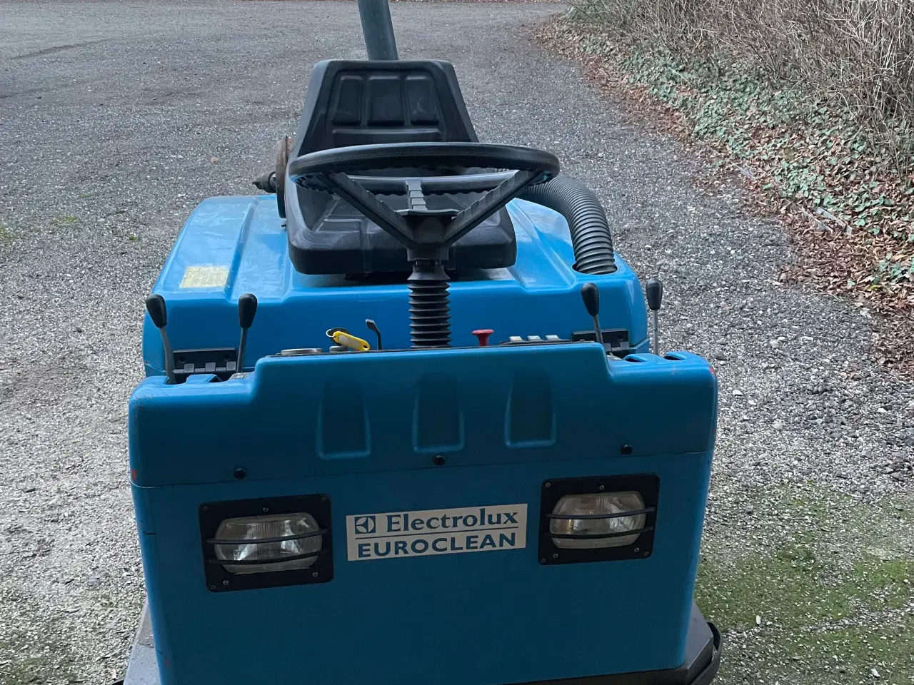 Billede 1 - Ride on fejemaskine