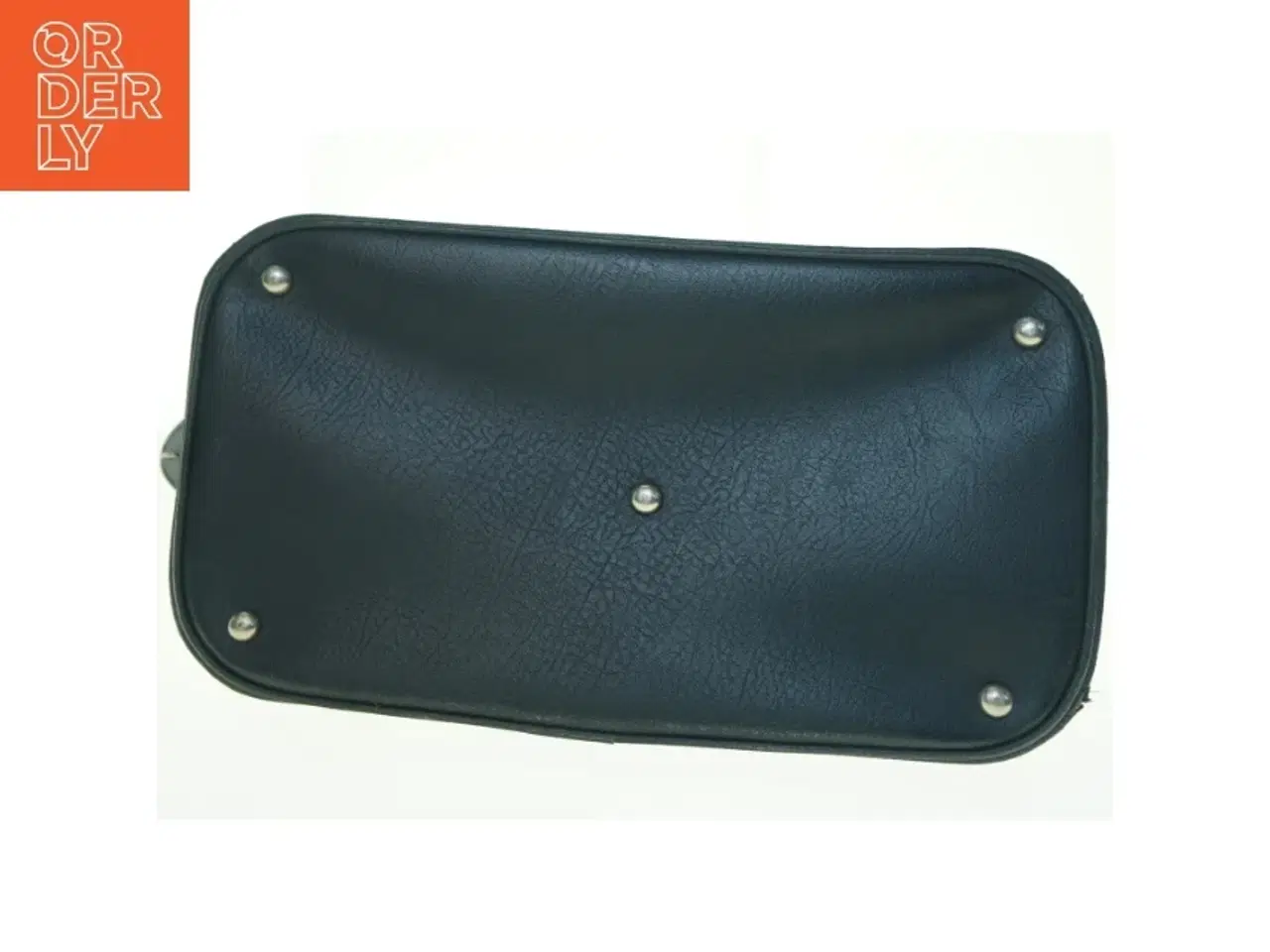 Billede 2 - Sort læder rejsetaske fra Chic (str. 45 x, 25 x 35 cm)