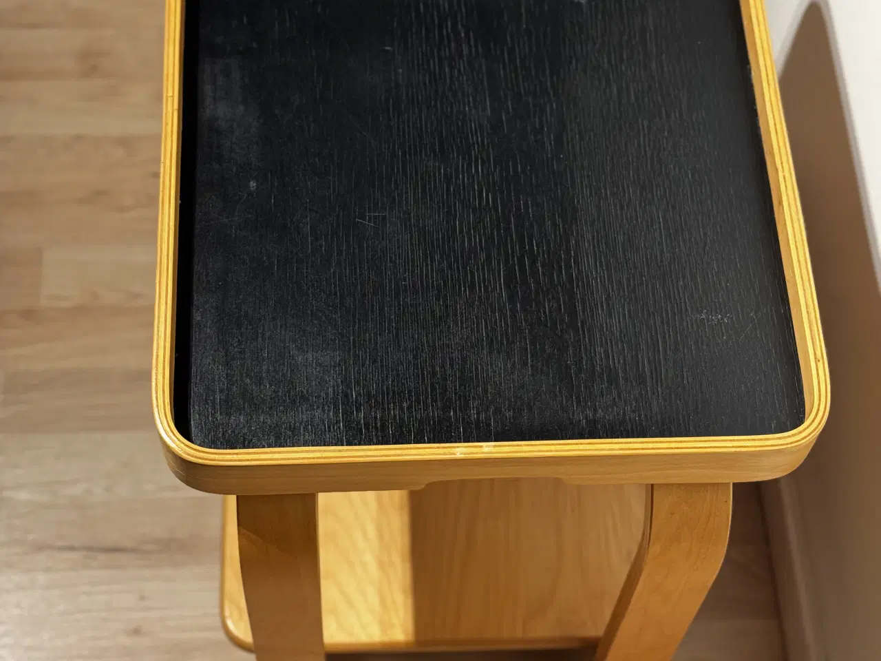 Billede 3 - IKEA serveringsvogn tegnet af Carina Bengs