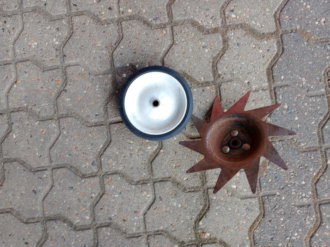 Billede 6 - Mantis havefræser 9 kg med meget tilbehør