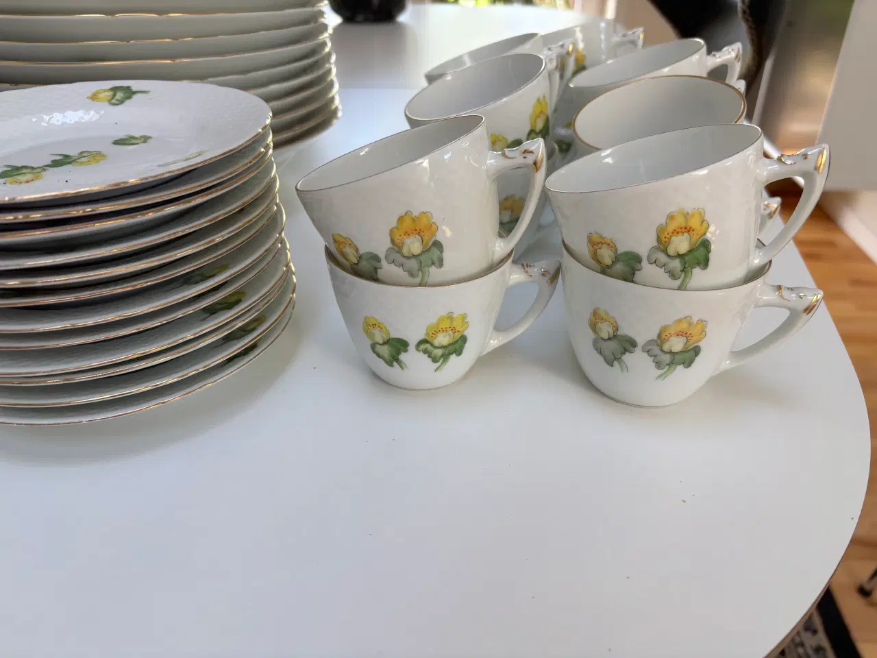 Billede 2 - Kaffestel og spisestel til 12 personer
