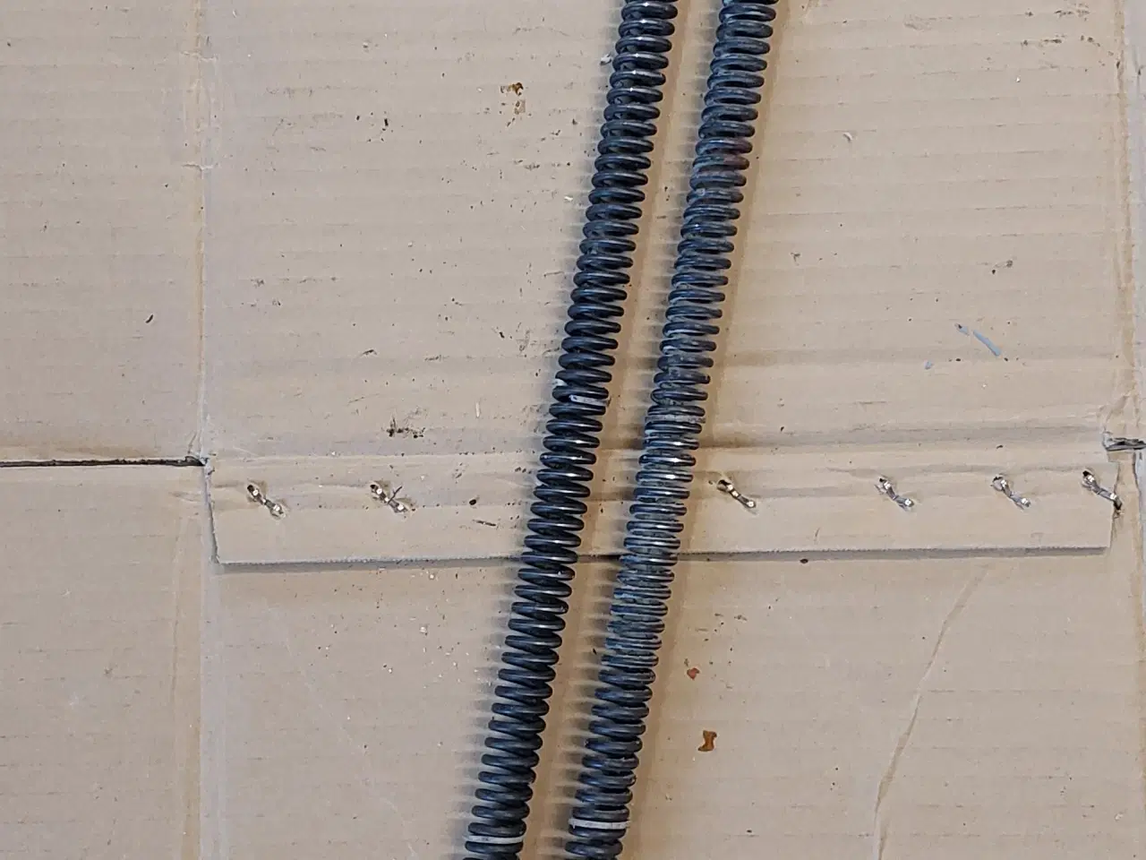 Billede 1 - VZ 50 Gaffelbensfjeder 435 lang