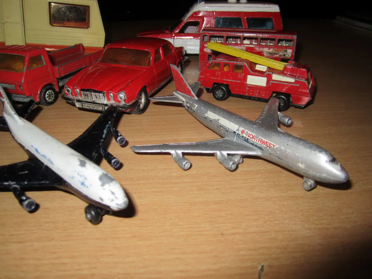 Billede 2 - RETRO BILER & FLY. 10 stk.