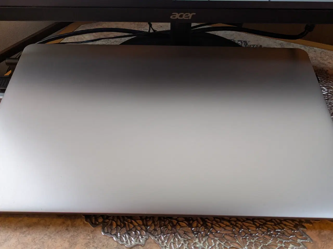 Billede 1 - Lenovo IdeaPad Ryzen 5700U Radeon Graphics × 16