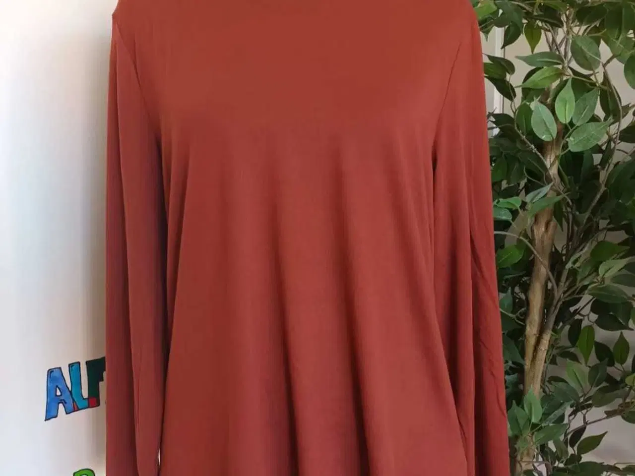 Billede 1 - Top. Vero Moda. XL/42