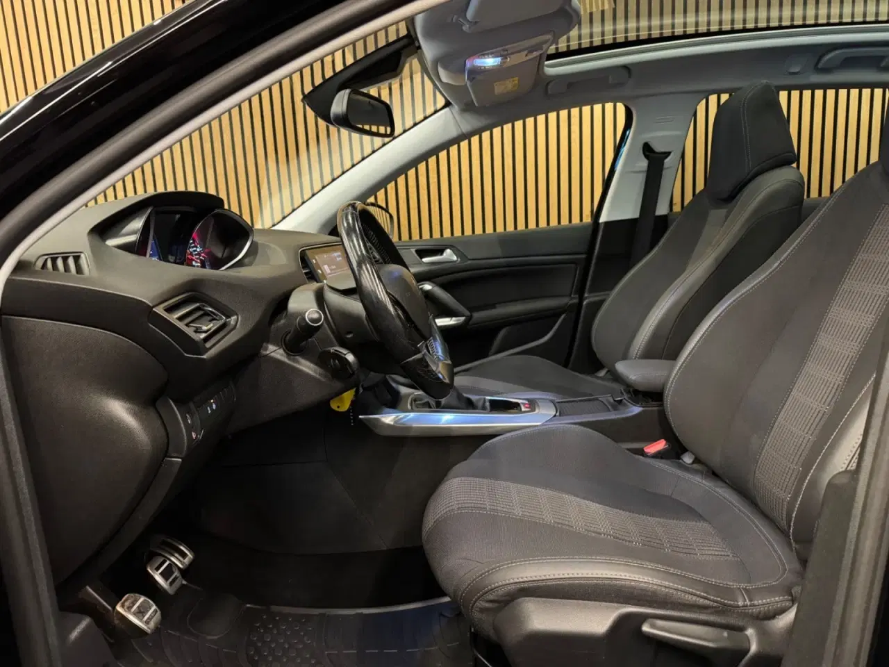 Billede 4 - Peugeot 308 1,6 BlueHDi 120 Allure Sky SW