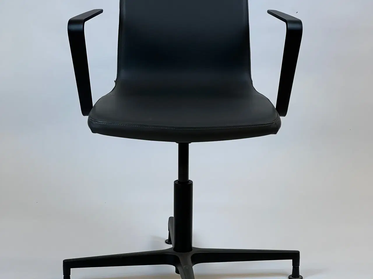 Billede 3 - Labofa | Groovy CC Mødestol