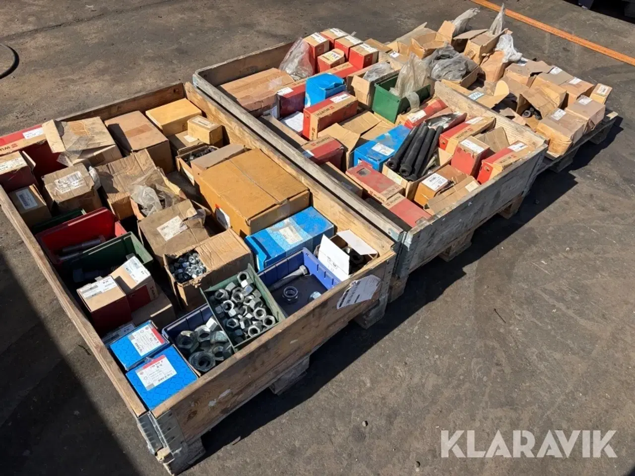 Billede 1 - Bolte og møtrikker stål 350 kg