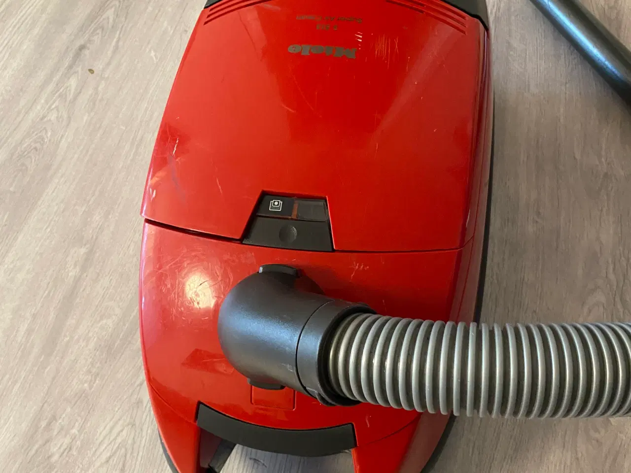 Billede 2 - Miele Complete C3 Støvsuger rød