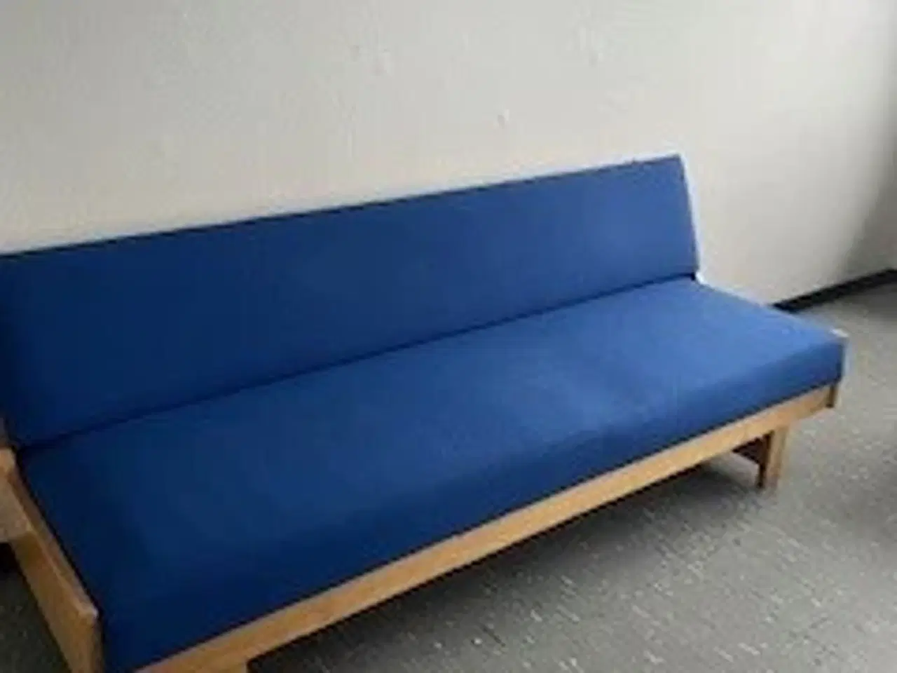 Billede 1 - Inventar fra chaufførlokale til afhentning